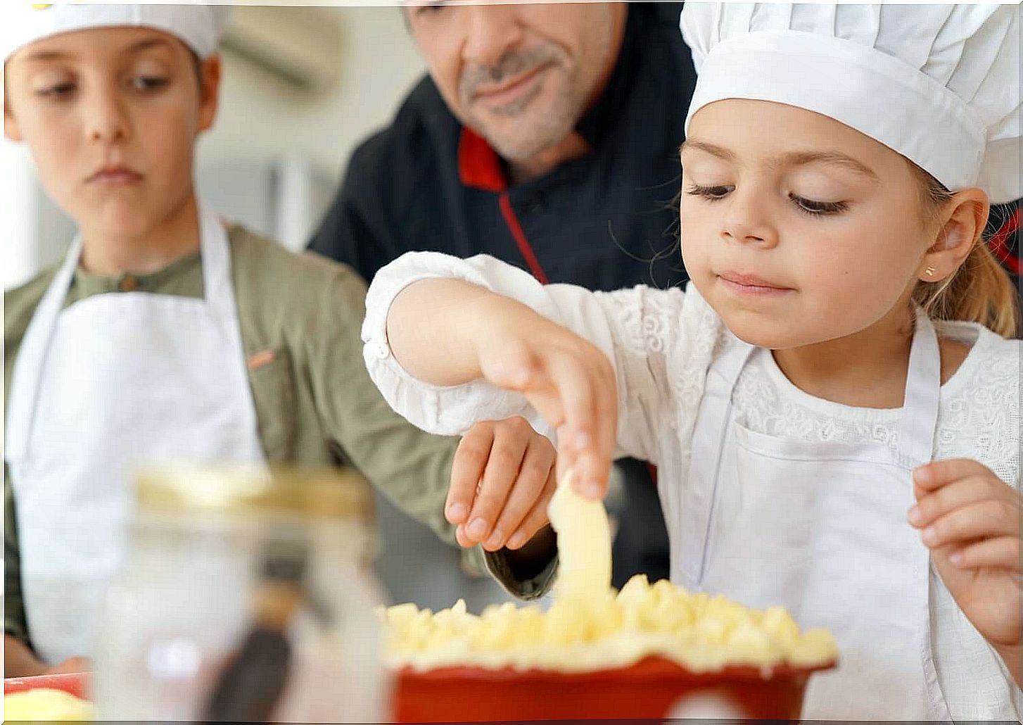 children cooking peace cake