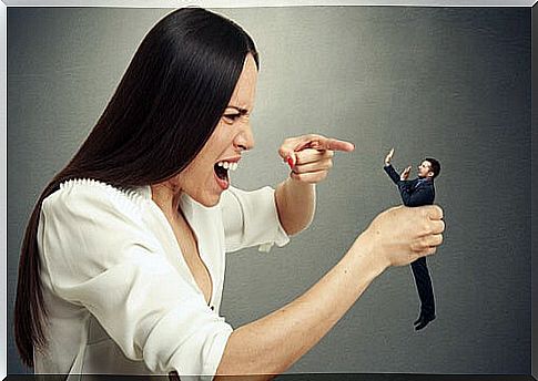 Woman-yelling-at-her-partner